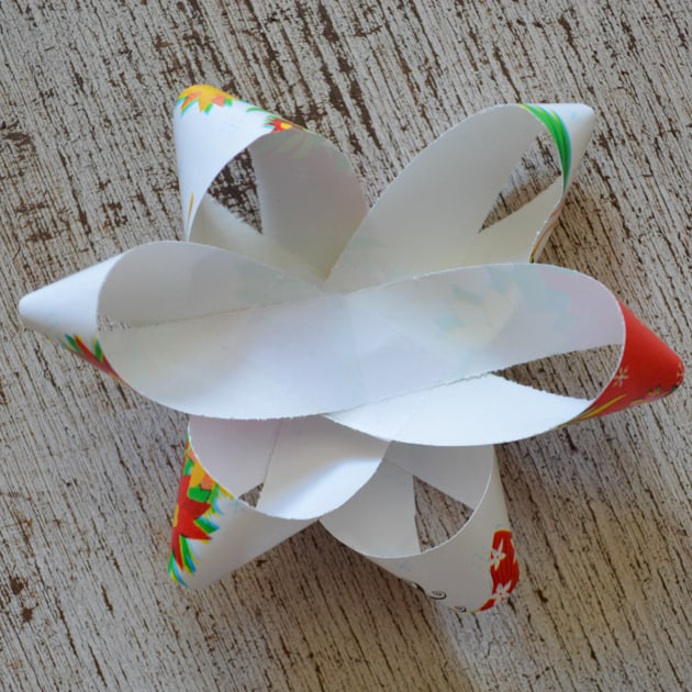 DIY: Easy Paper Gift Bows – Pipsticks