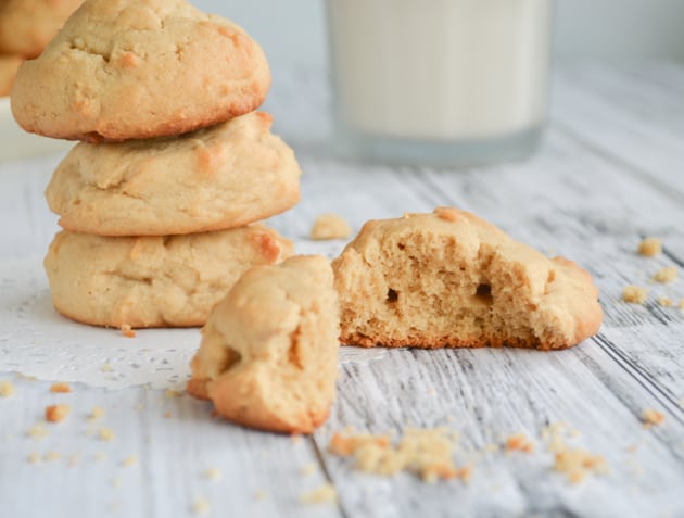 Fluffy Peanut Butter Cookies