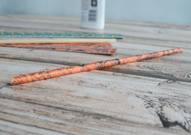 rolled paper straw