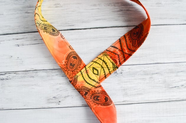 DIY Yoga Strap - Make your own Cute Yoga Strap Tutorial - The Artisan Life