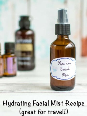 Hydrating facial mist recipe (great for travel!) You can keep your skin feeling nice and hydrated while traveling with this all-natural facial spritz!