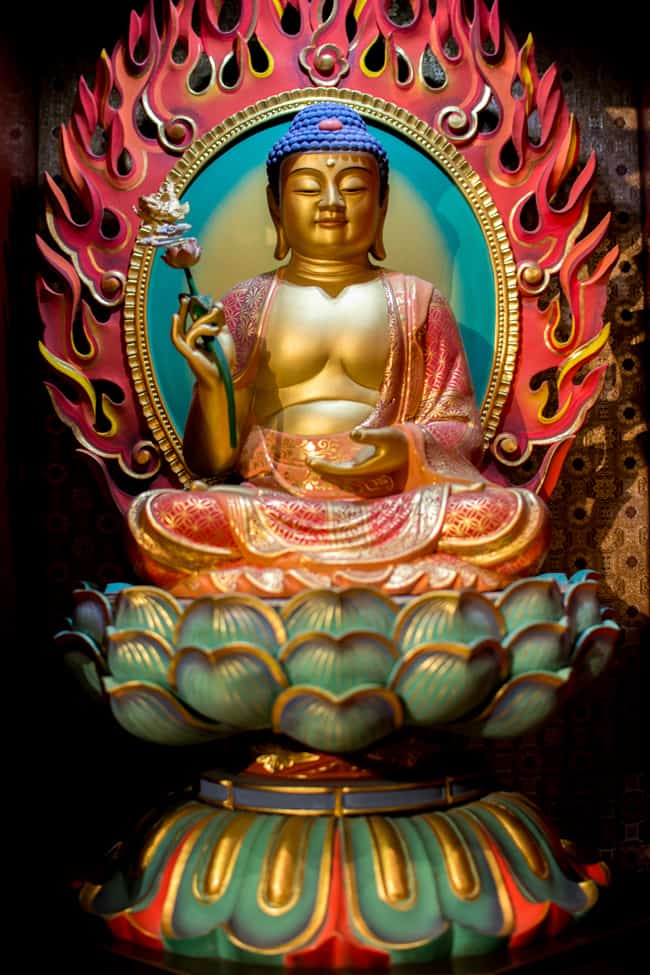 aspect of buddha statue