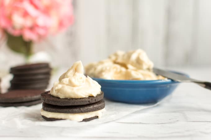 homemade oreos with cream filling