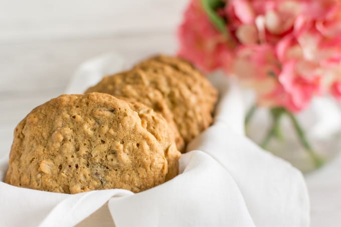 bakery style oatmeal granola cookies