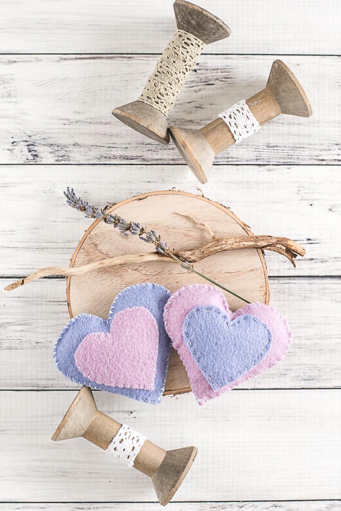 DIY Felt Heart Hand Warmers