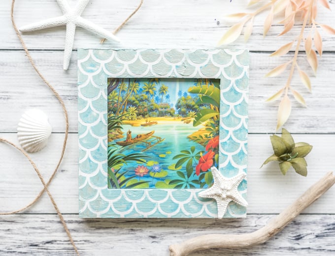 DIY mermaid picture frame