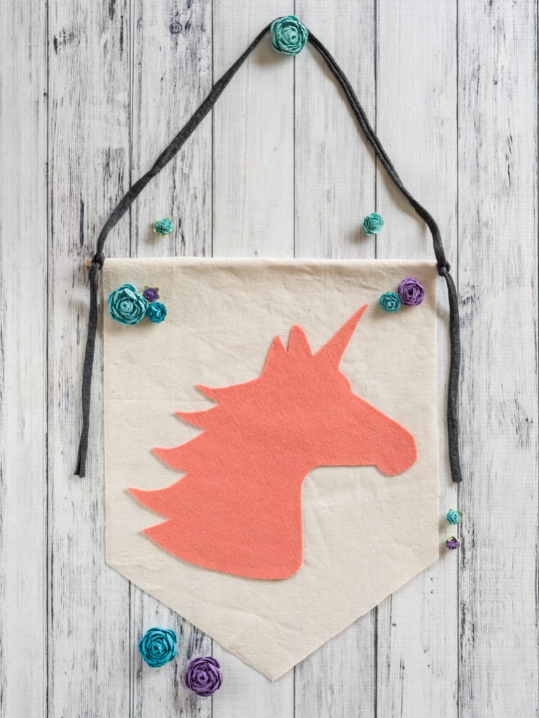 easy no-sew felt unicorn banner