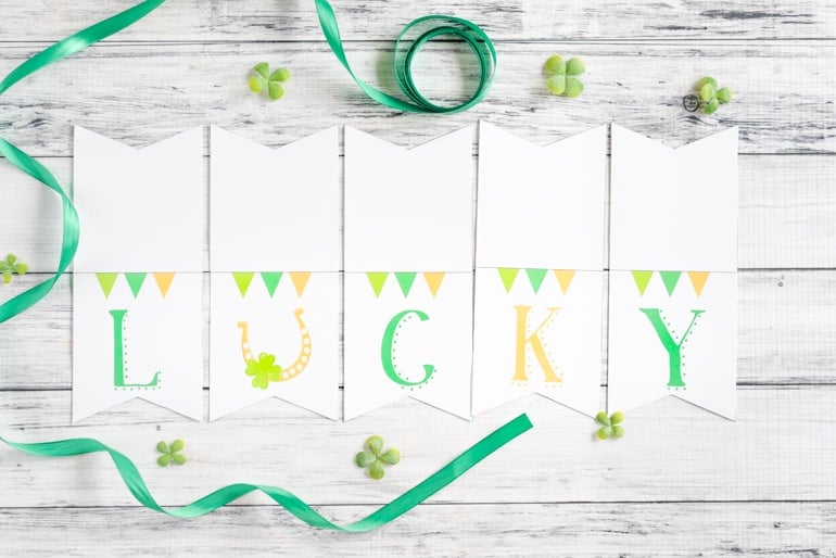 printable lucky banner for St Patrick's Day