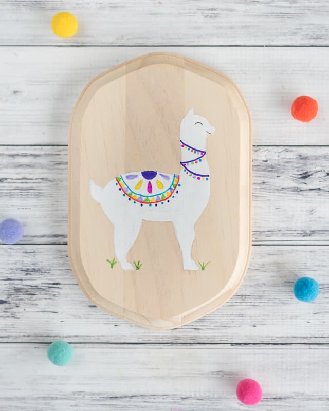 diy painted alpaca with free pattern