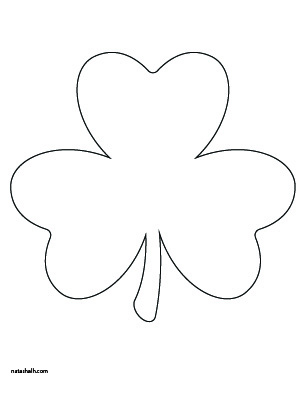 A preview of a large shamrock printable template in black and white