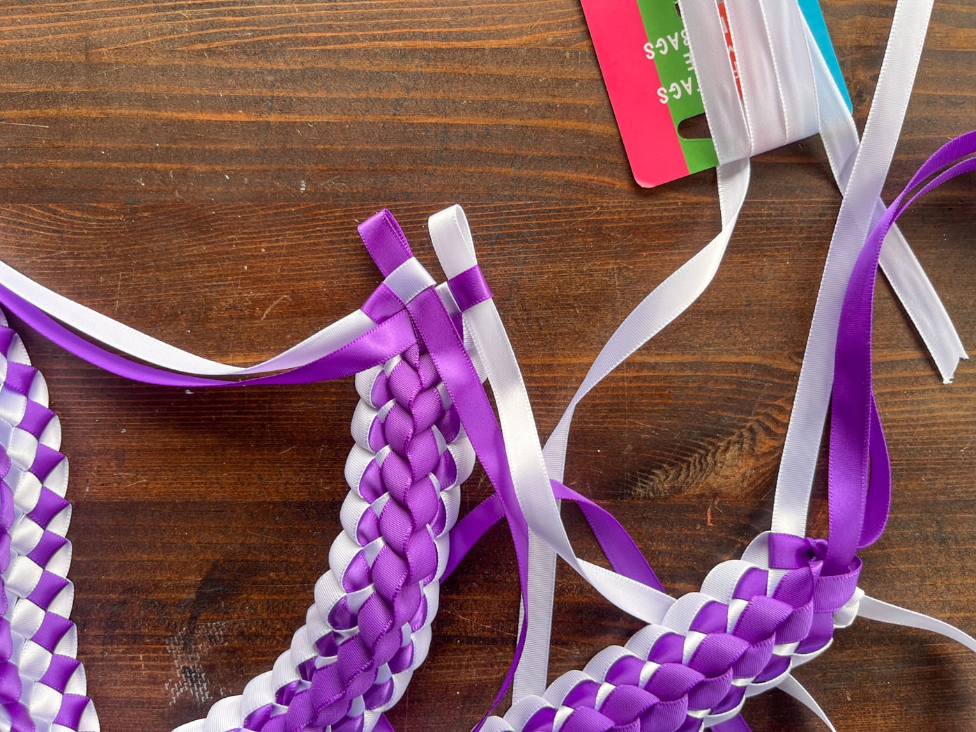 36" of completed Hawaiian ribbon lei