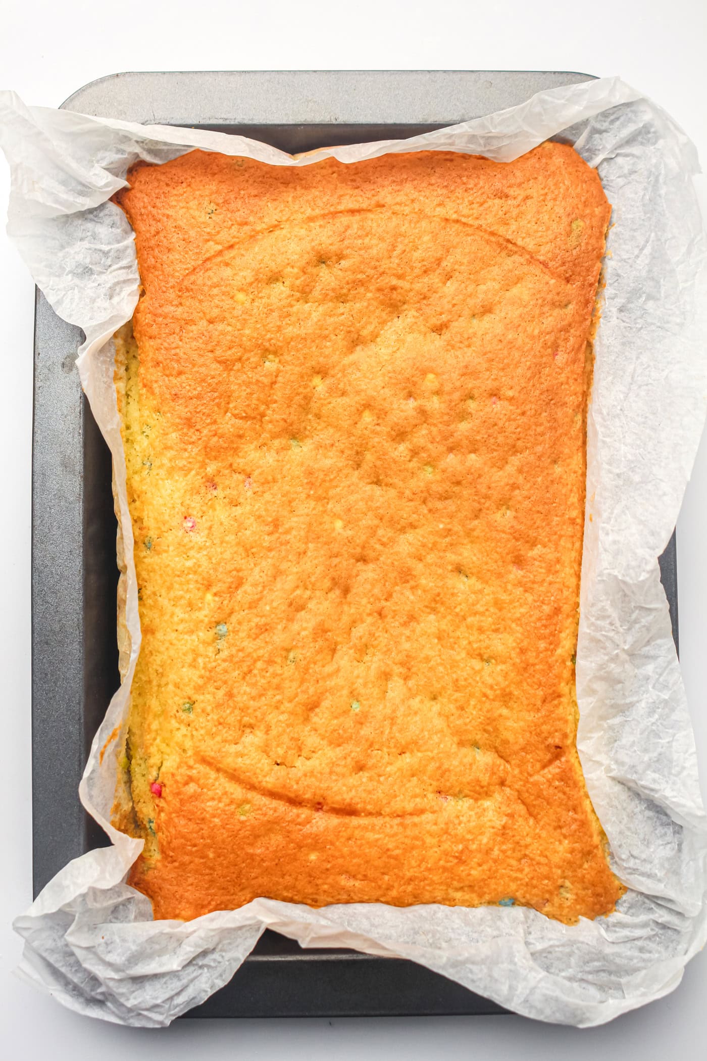 a baked gluten free funfetti cake