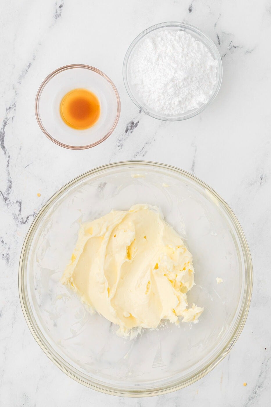 making buttercream for homemade oatmeal cream pies