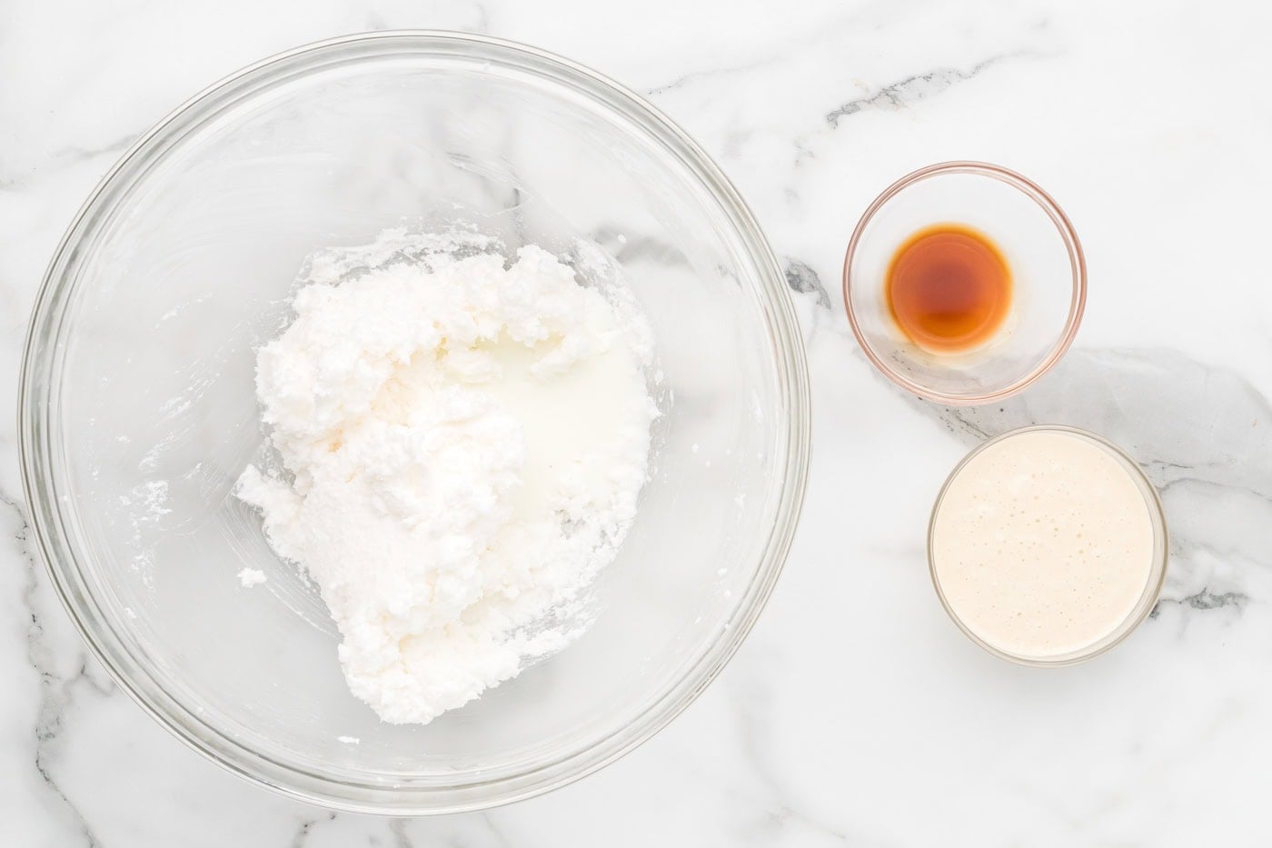 adding vanilla to dough for sourdough discard sugar cookies