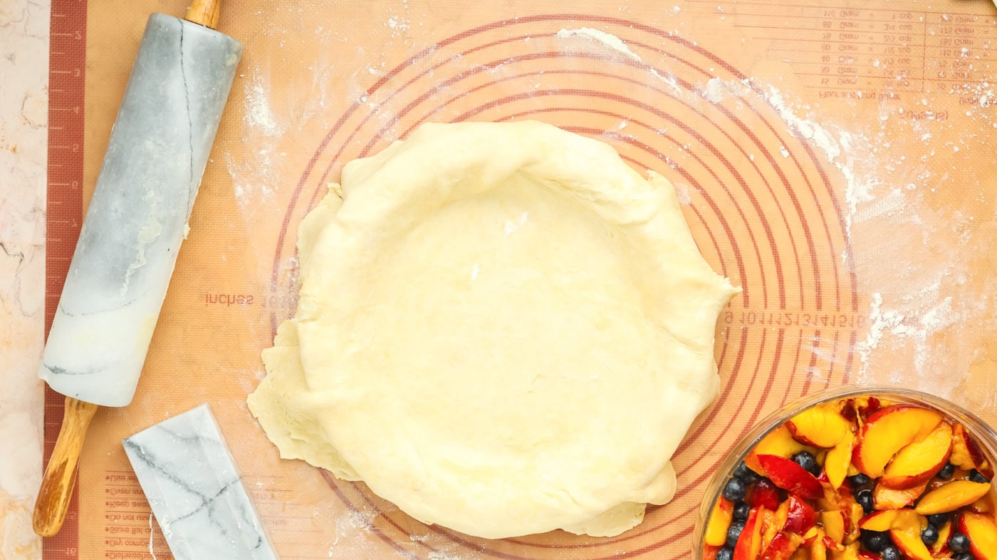pie crust in an empty pie pan